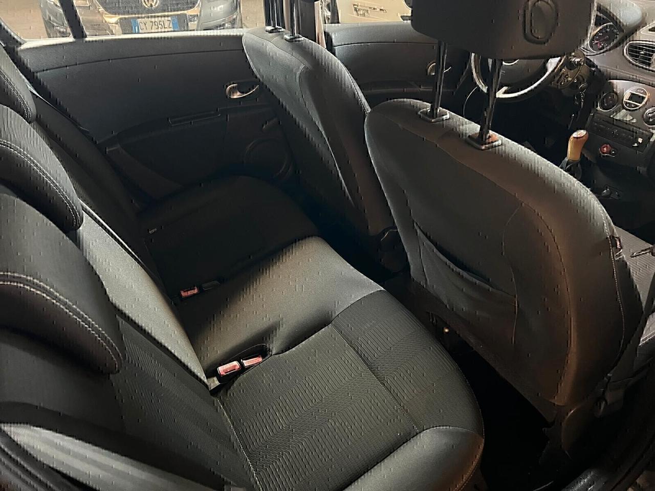 Renault Clio 1.5 dCi 85CV 5 porte Confort--2010