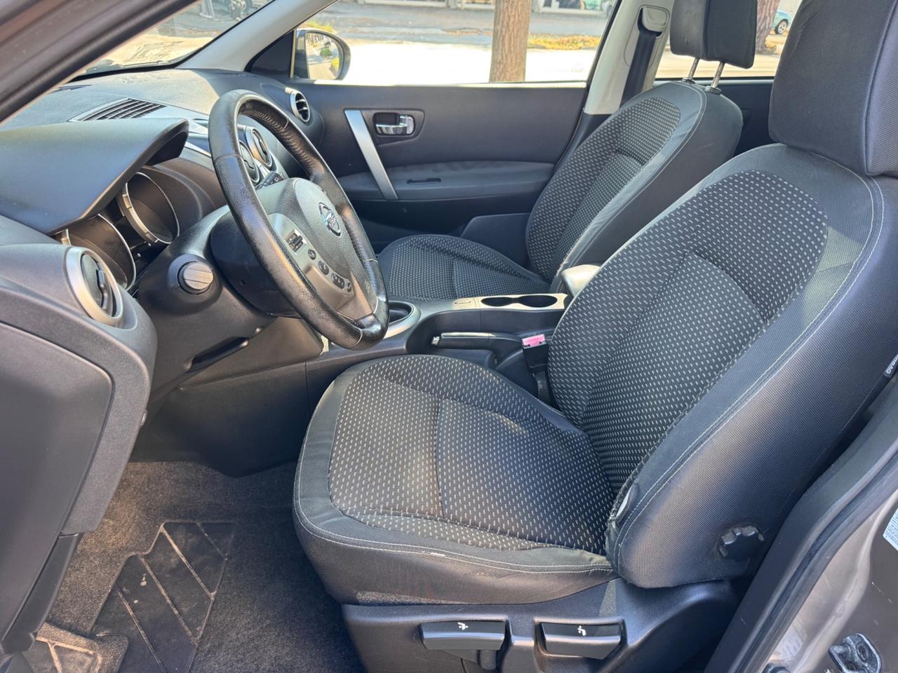 Nissan Qashqai+2 1.6 BENZ 7 POSTI GARANZIA 12 MESI