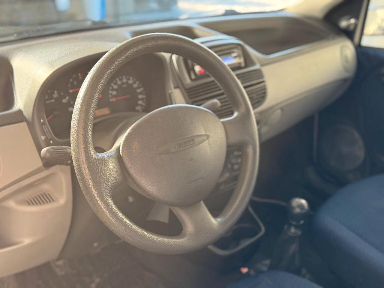 Fiat Punto 1.2i 16V cat 5 porte HLX