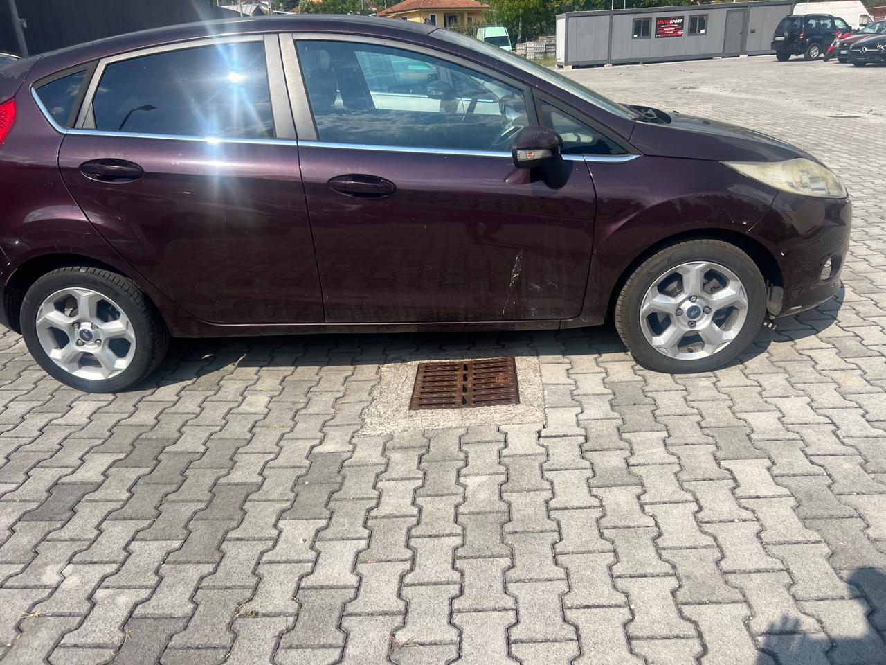 Nissan Micra 1.2 12V 5 porte Visia