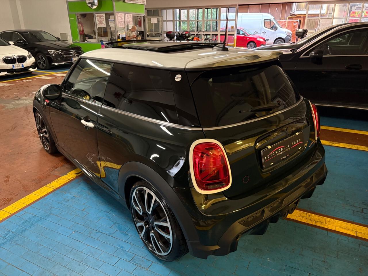 Mini 2.0 John Cooper Works Anniversary Edition