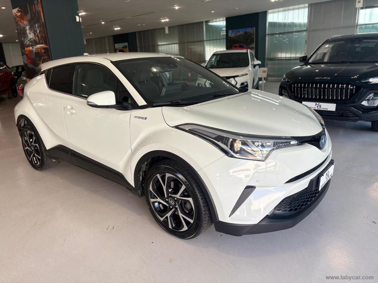 TOYOTA C-HR 1.8 Hybrid E-CVT Trend
