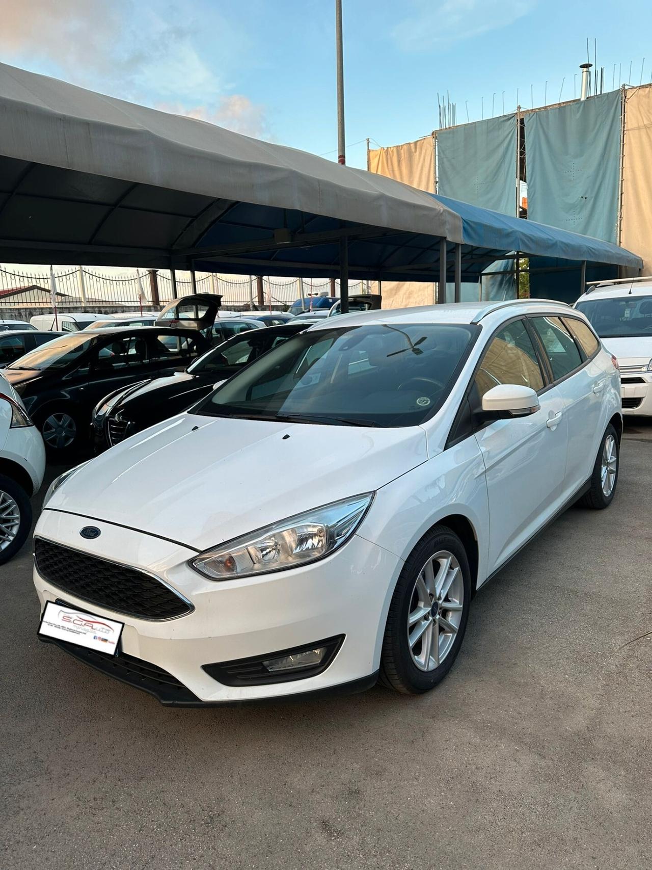 Ford Focus 1.5 TDCi 120 CV Start&Stop Powershift Titanium