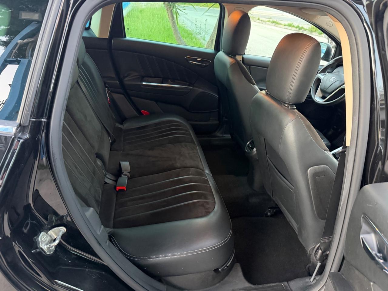 Lancia Delta 1.6 MJT 120 cv Platino 2010 Navig