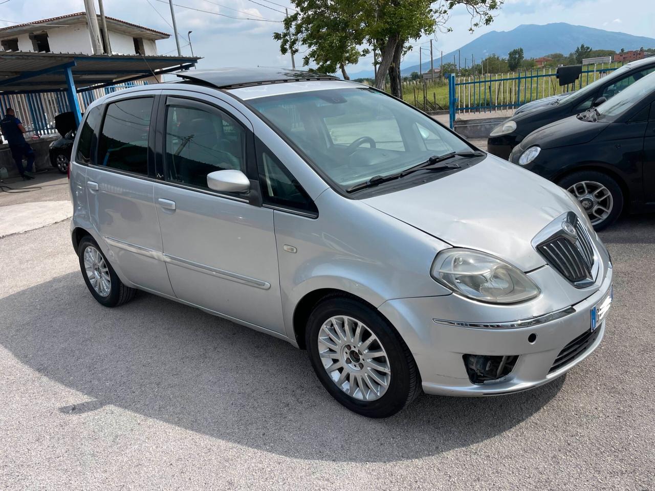 Lancia MUSA 1.3 Multijet 16V 90 CV Platino (TETTO APRIBILE)