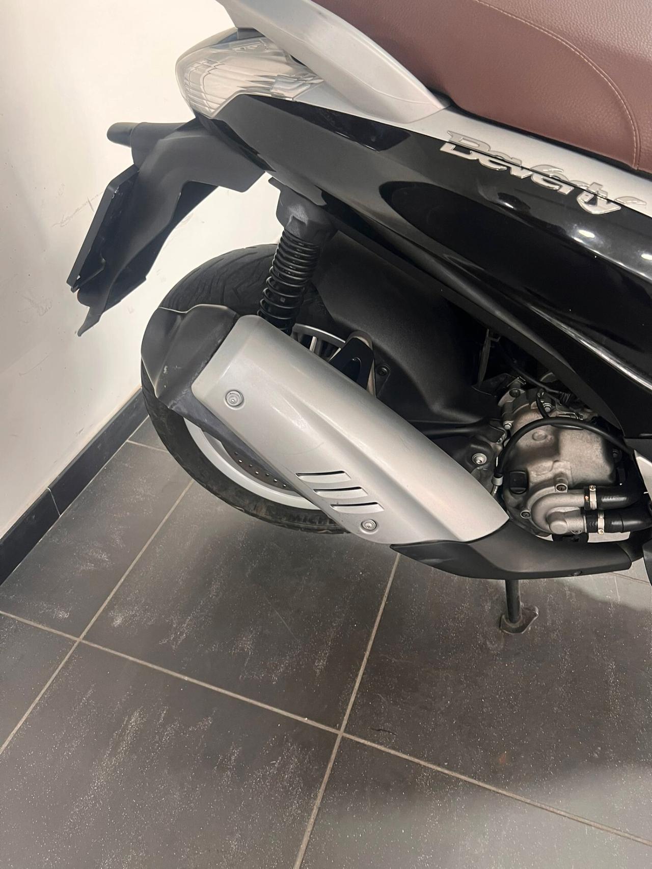 Piaggio Beverly 300