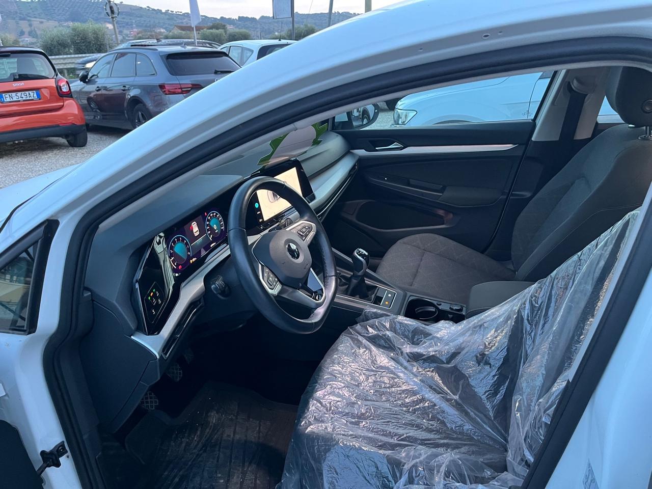 Volkswagen Golf 8 1.0 TSI EVO Life