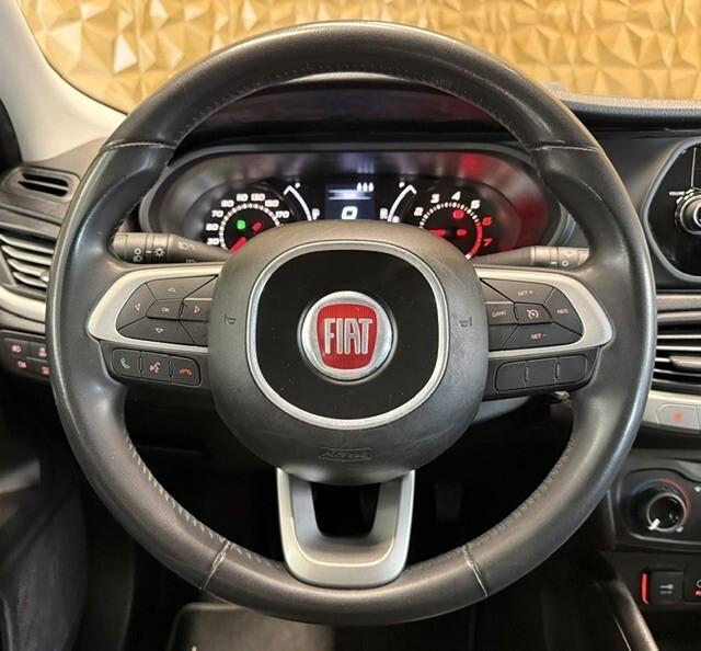 Fiat Tipo 1.4 T-Jet 120CV GPL 4 porte Easy
