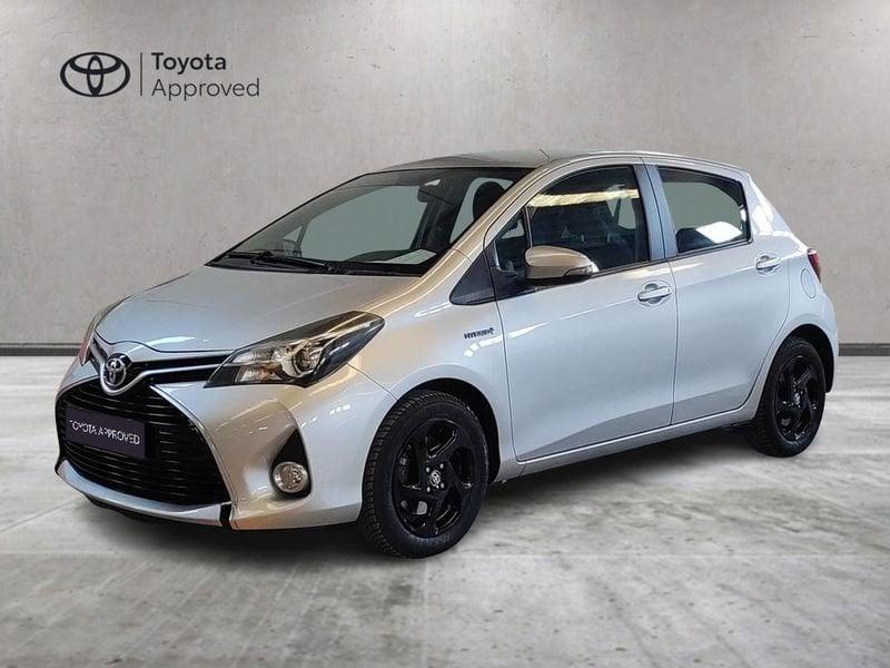 Toyota Yaris 1.5 Hybrid 5 porte Active + CERCHI IN LEGA AREA C FREE