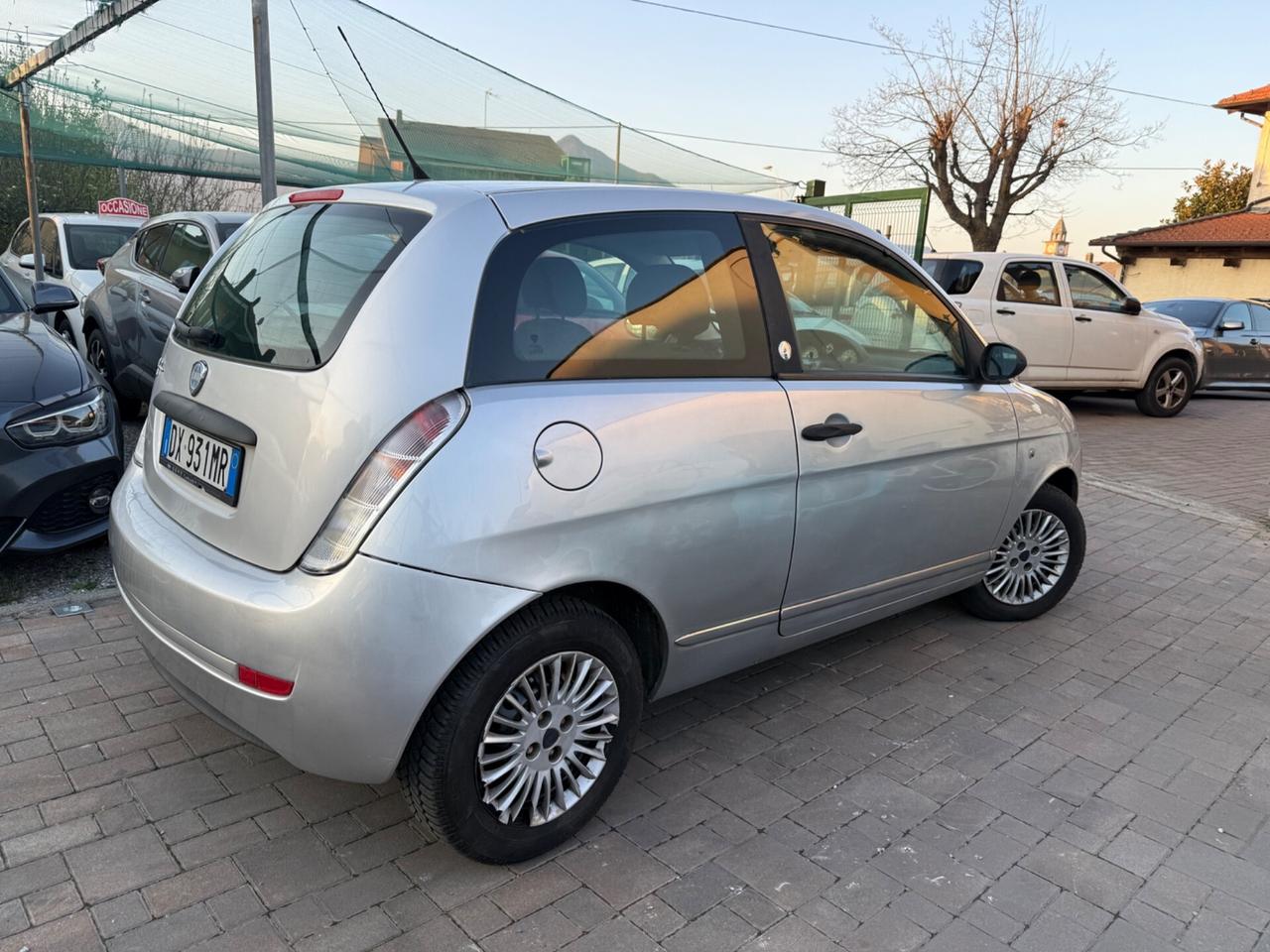 Lancia Ypsilon 1.4 Argento Ecochic GPL