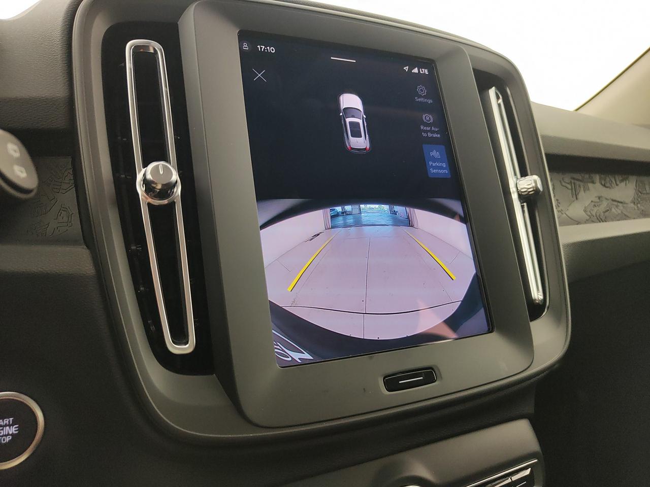 VOLVO XC40 2.0 b3 Essential auto