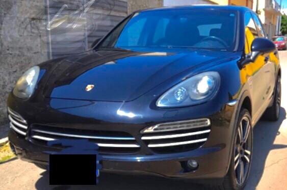 PORSCHE CAYENNE TITANIUM 3.0 DISEL