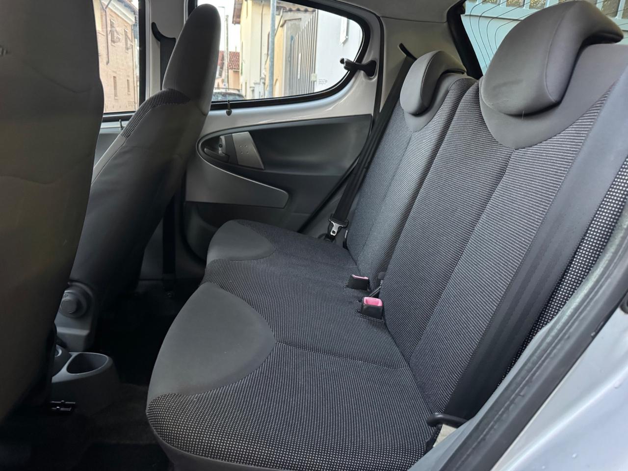 Peugeot 107 1.0 68CV 5p. Desir