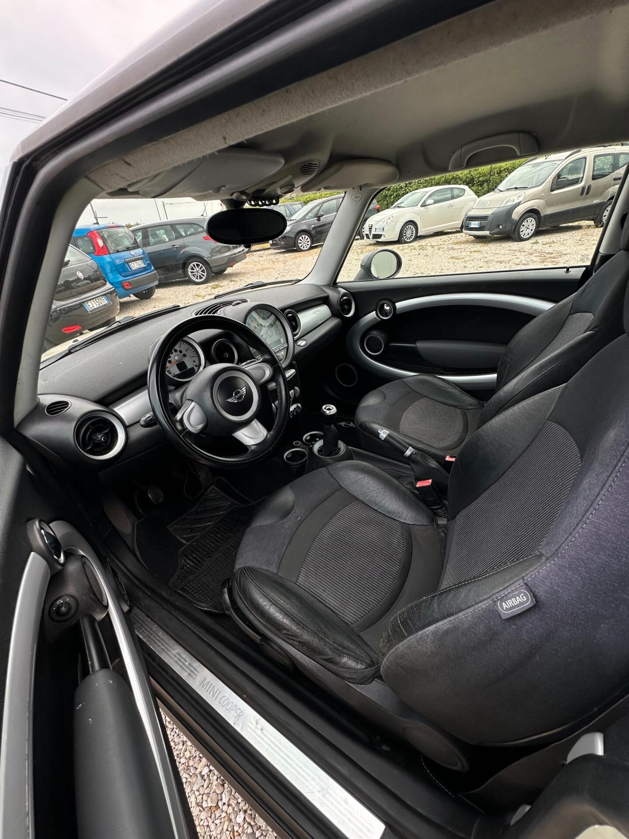 Mini 1.6 16V Cooper D