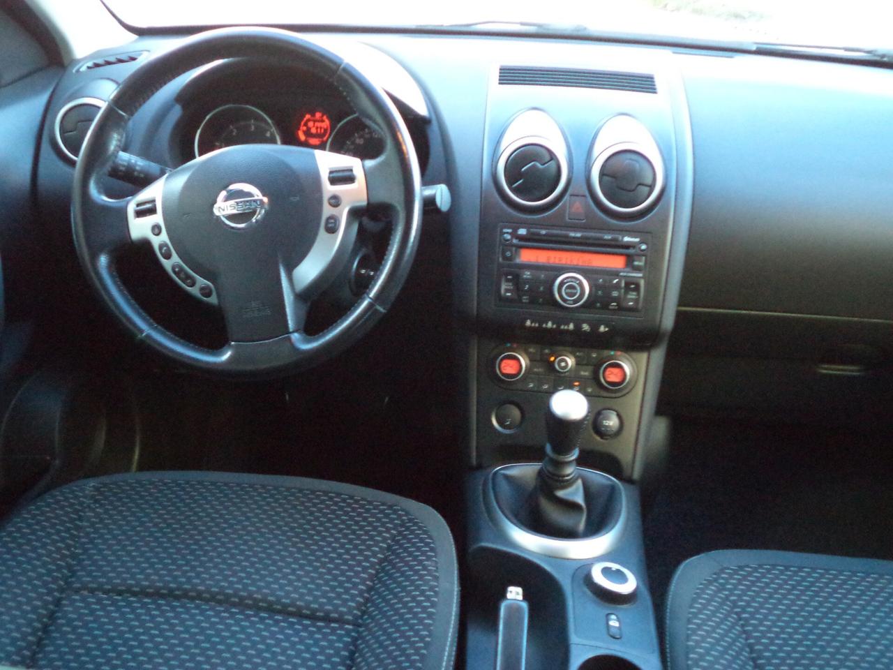 Nissan Qashqai 2.0 dCi DPF 4WD Acenta