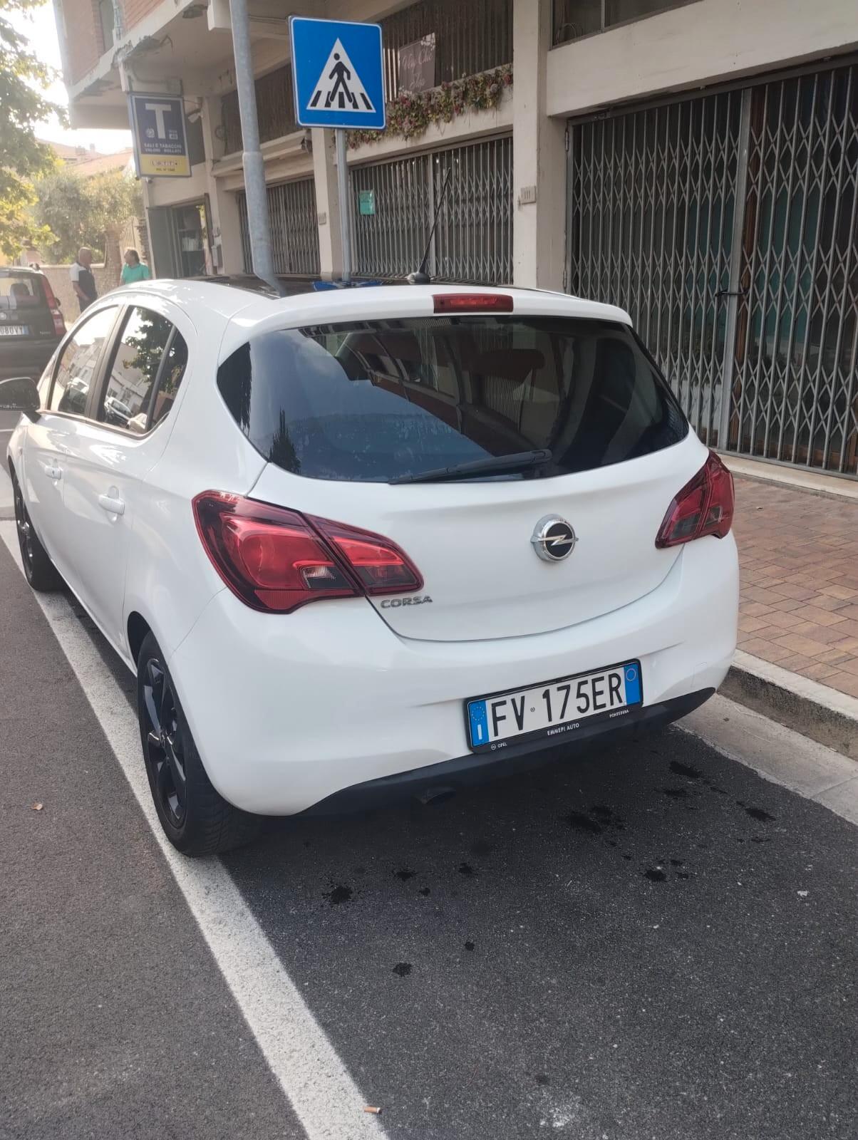 Opel Corsa 1.2 5 porte Innovation