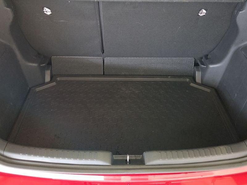 Toyota Yaris 4ª serie 1.5 Hybrid 5 porte Style