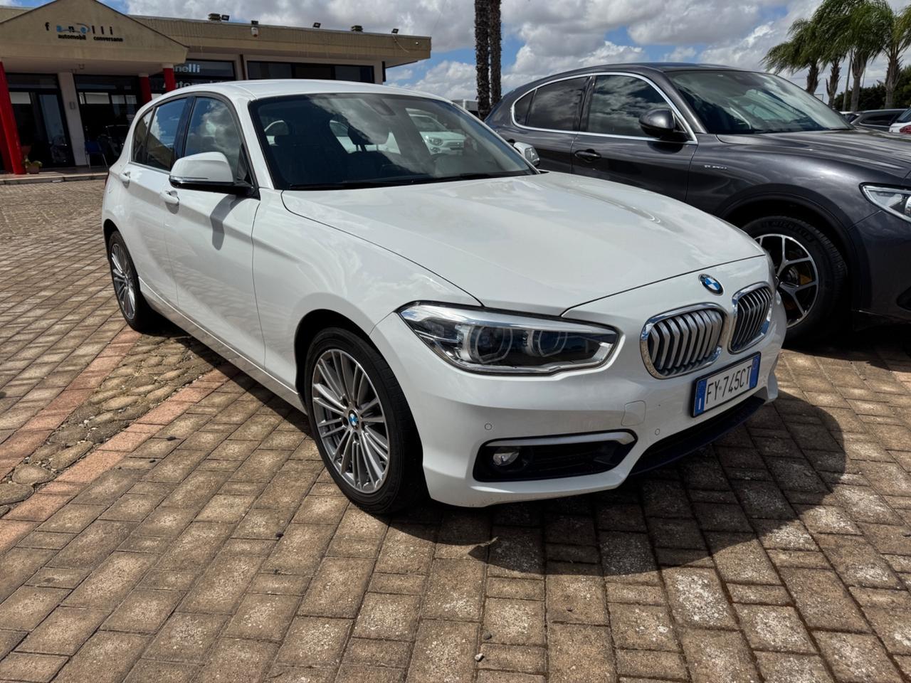 Bmw 116 116d 5p. Urban