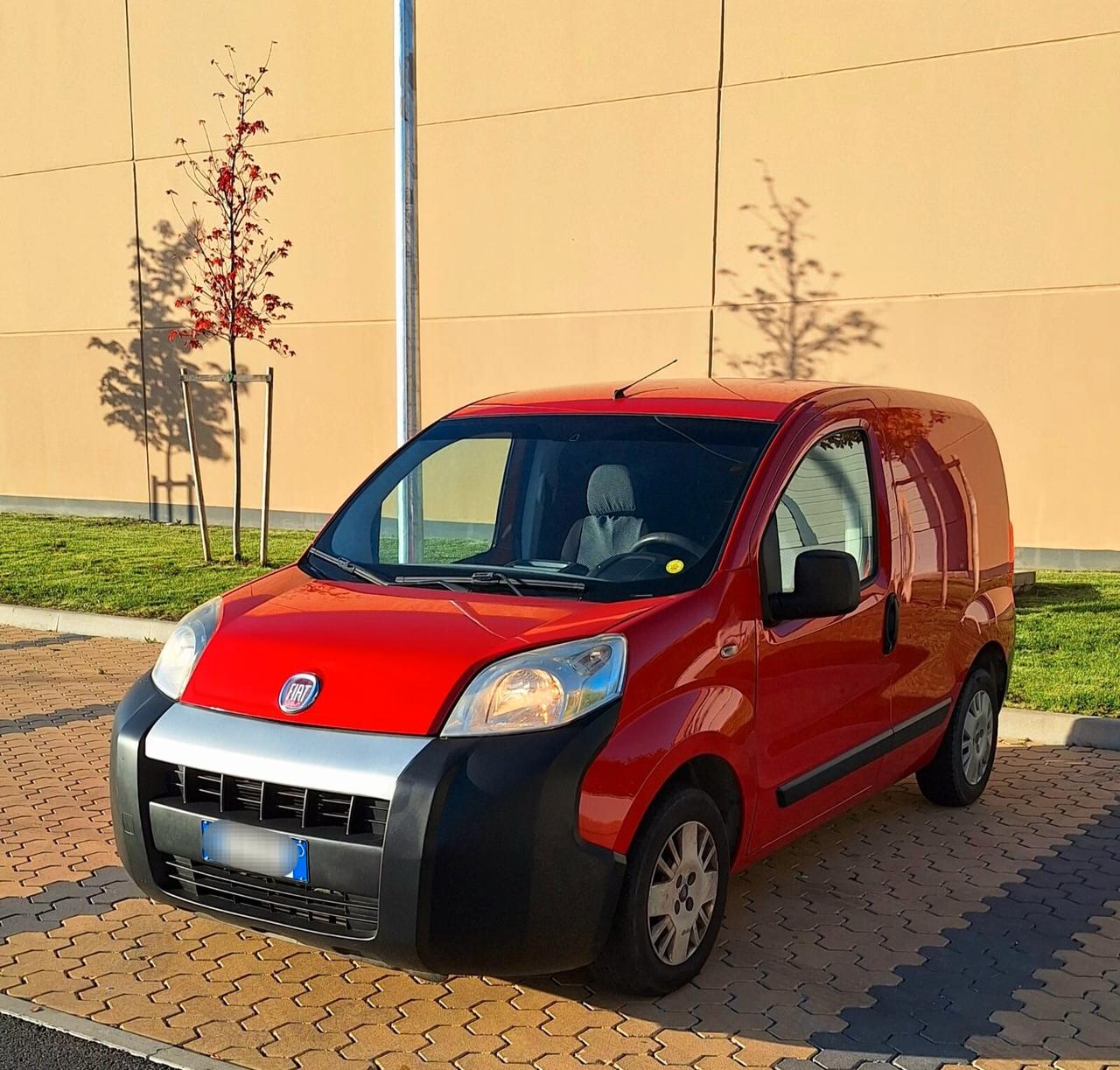 Fiat Fiorino 1.3 diesel MJT - 75CV - Tagliandato - PERFETTO