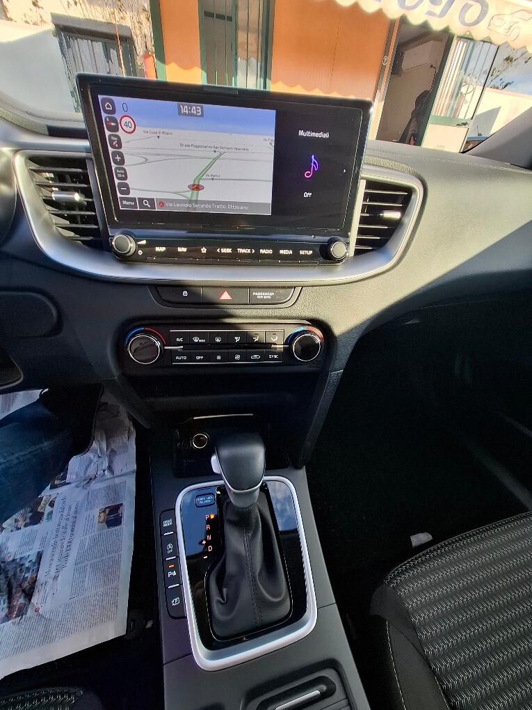 Kia Ceed 1.6 CRDi 136 CV MHEV DCT SW Business