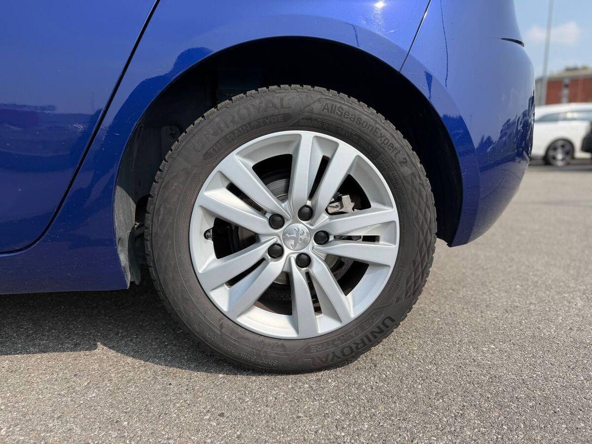 Peugeot 308 1.6 bluehdi Active s&s 100cv