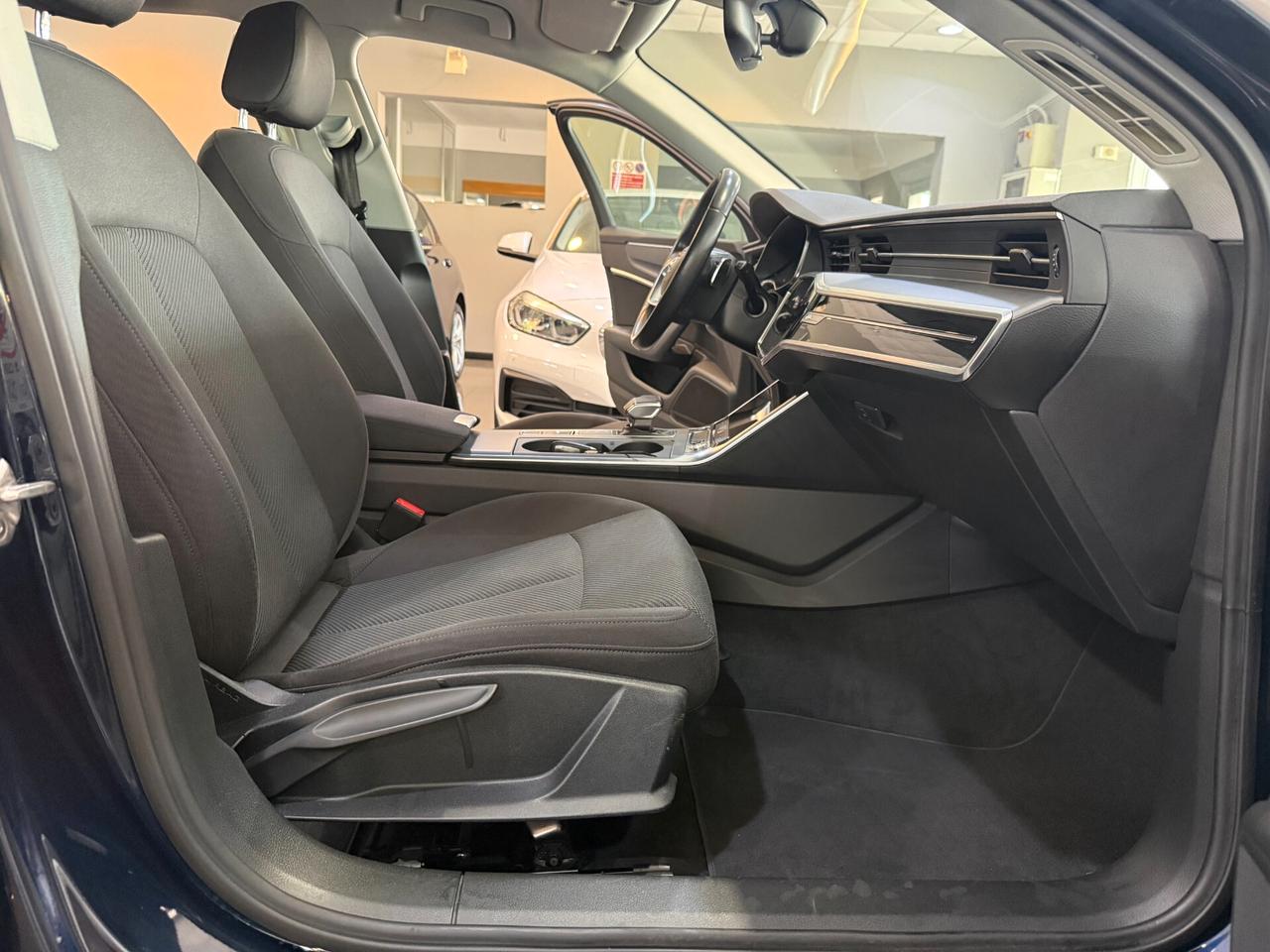 Audi A6 Avant 40 2.0 TDI S tronic Business Sport