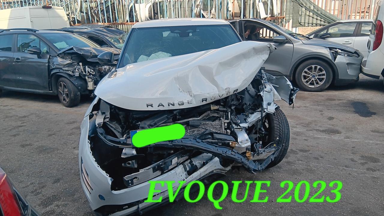 Land Rover Evoque incidentata sinistrata mondialcars 023