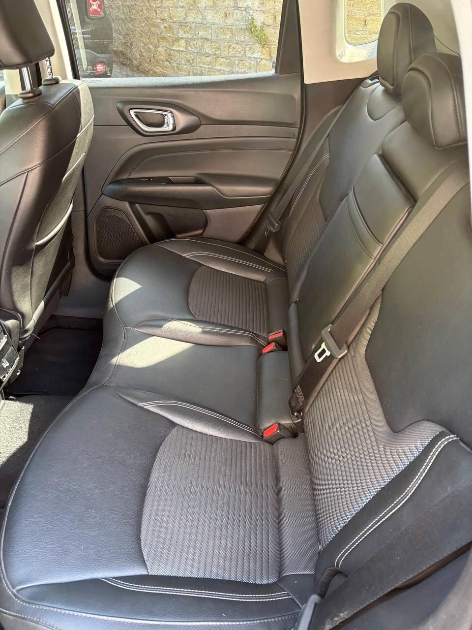 Jeep Compass 1.6 Multijet - UNIPRO