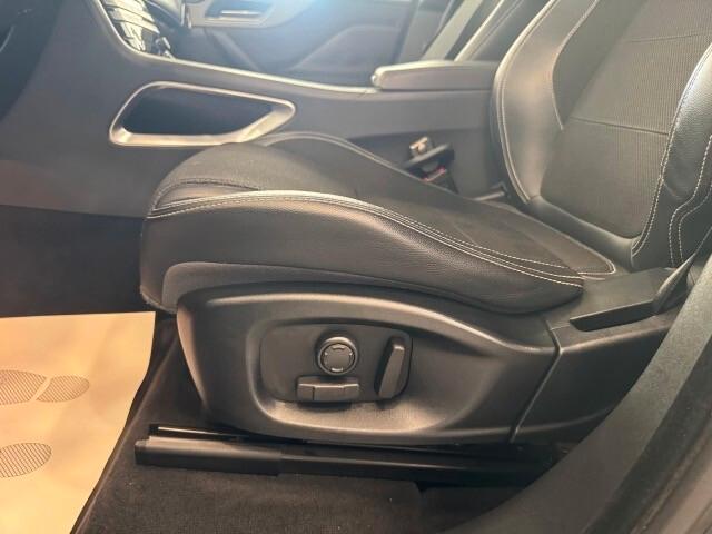 Jaguar F-Pace 2.0 D 180 CV AWD aut. Portfolio