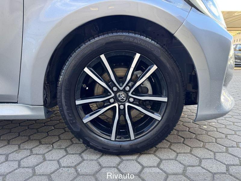 Toyota Yaris Hybrid Trend MY22