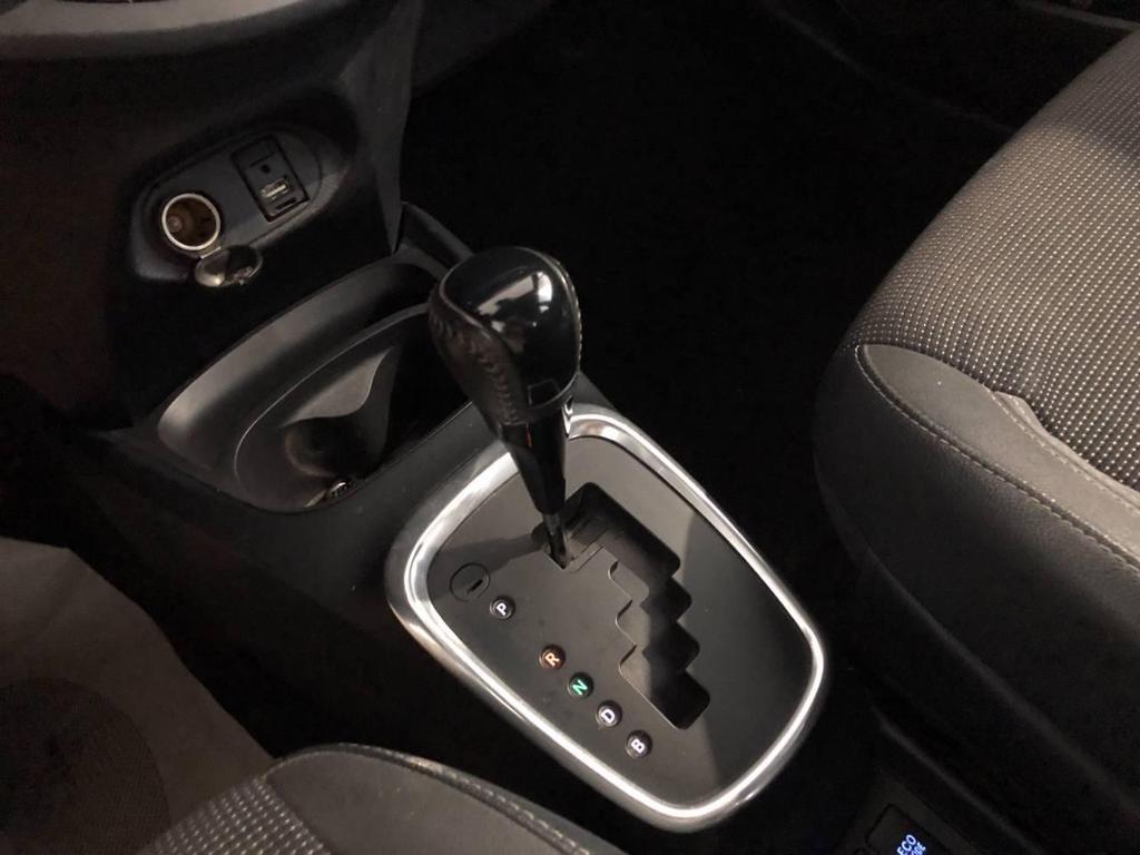 Toyota Yaris 5 Porte 1.5 VVT-i Hybrid Style E-CVT