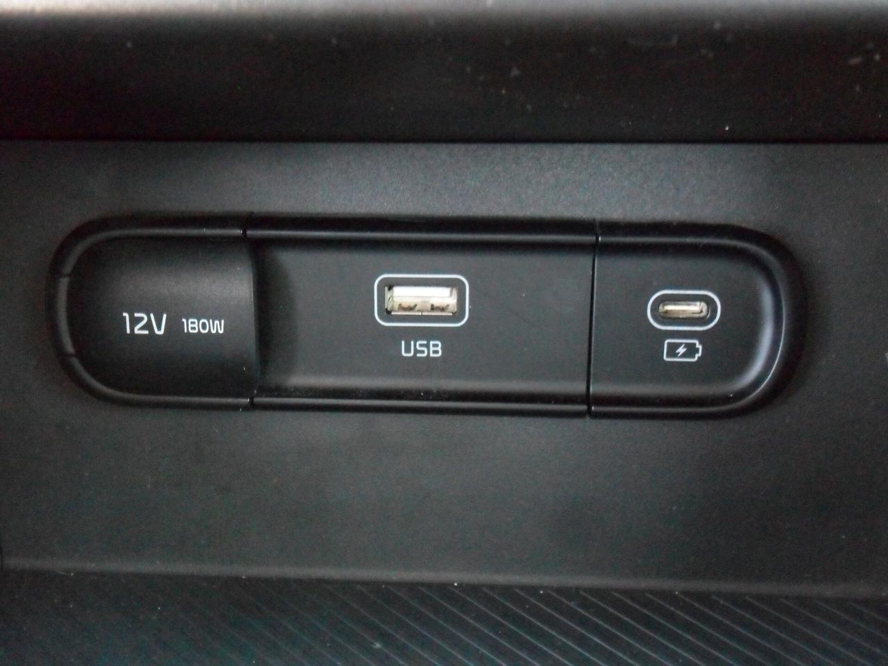 Kia Sportage 1.6 CRDi MHEV Business