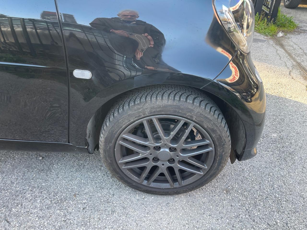 Smart ForTwo 90 0.9 Turbo Allestimento brabus