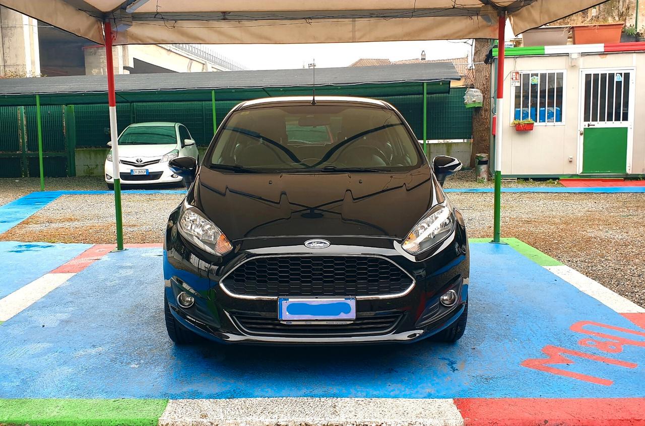 FORD FIESTA 1.4 BENZINA G.P.L DI CASA..ANNO 2017 EURO 6