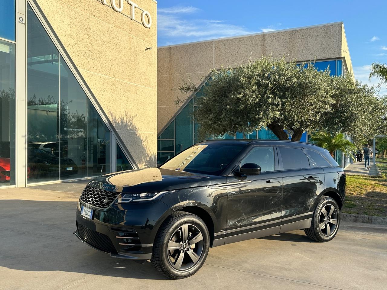 Range Rover Velar 2.0 i4 R-Dynamic HSE 240cv auto