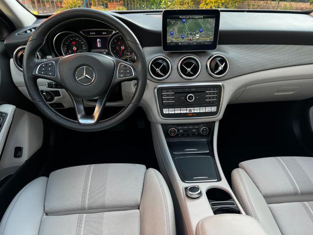 MERCEDES-BENZ GLA 220 Automatic 4Matic