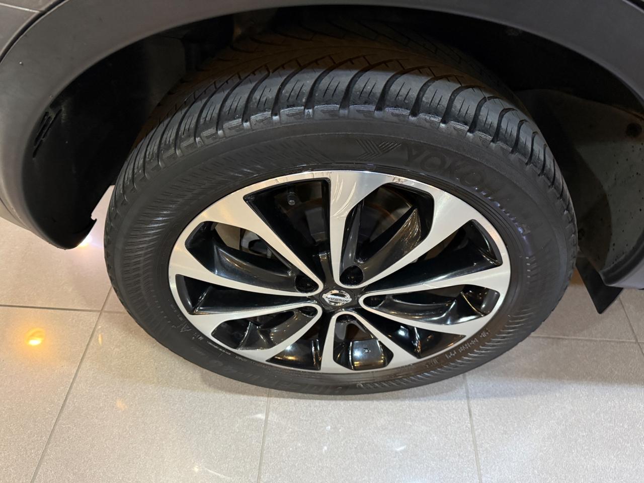 Nissan Qashqai 1.5 dci Visia TETTO PANORAMICO 122.000KM !!