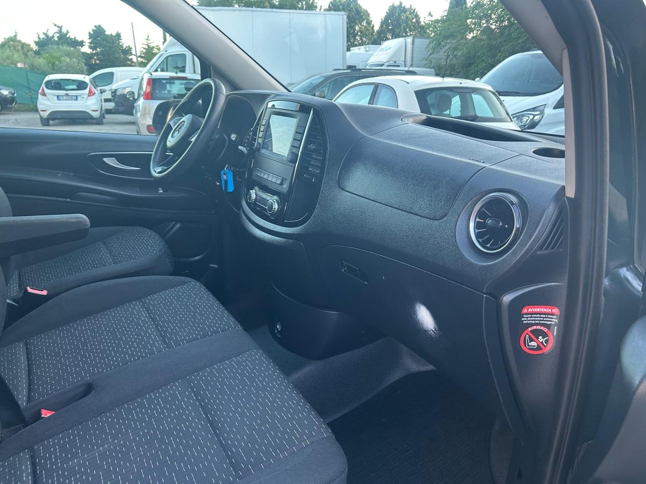 Mercedes-benz Vito 2.0 116 CDI Mixto Long Autocarro