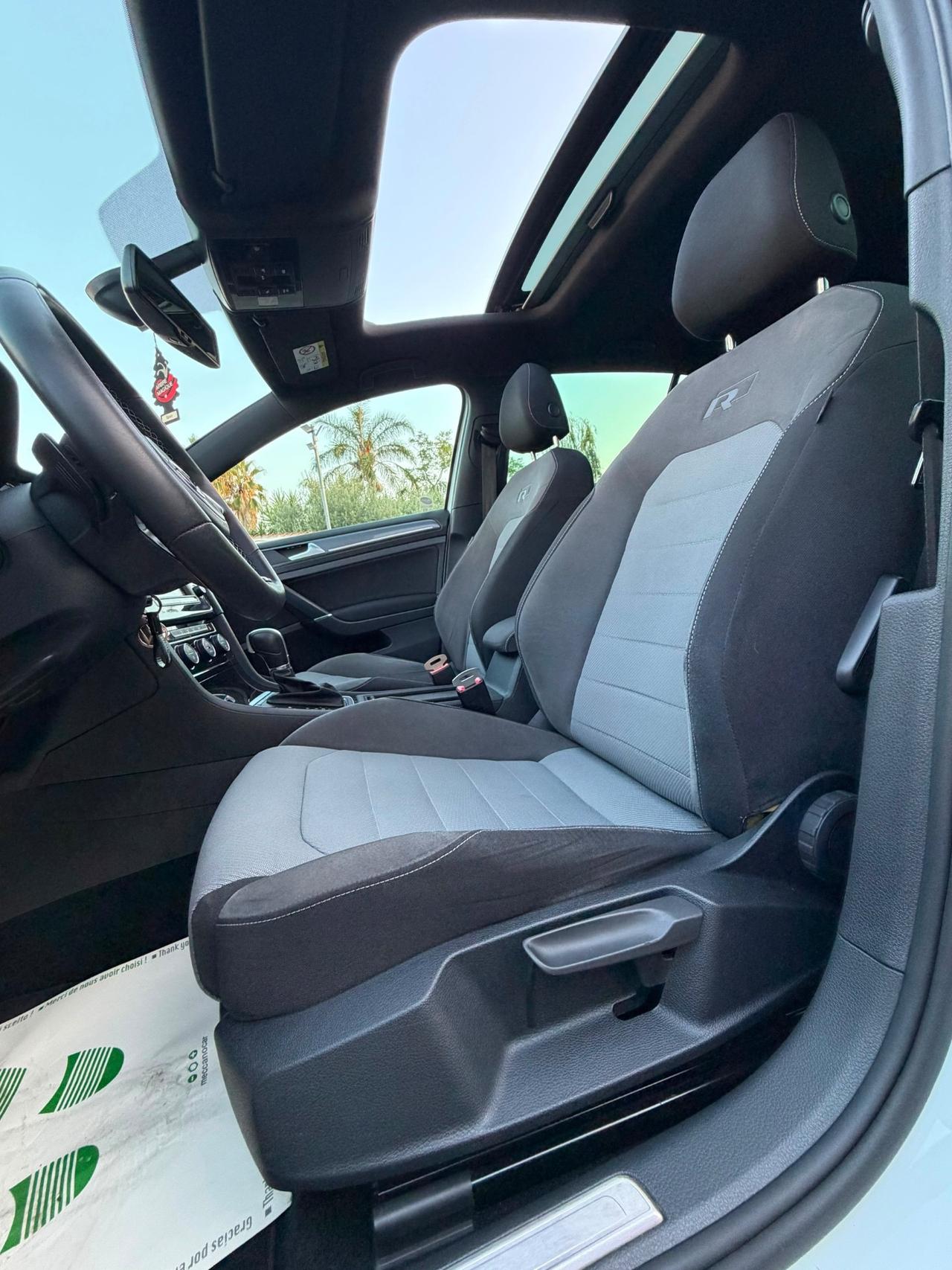 Volkswagen Golf 7 2.0 TDI 150CV R-LINE
