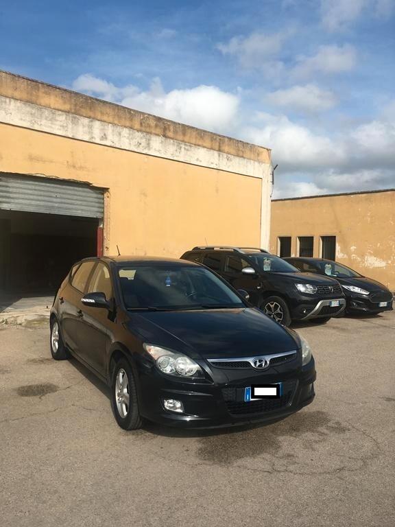 Hyundai i30 1.6 16V 126CV 5p. Dynamic