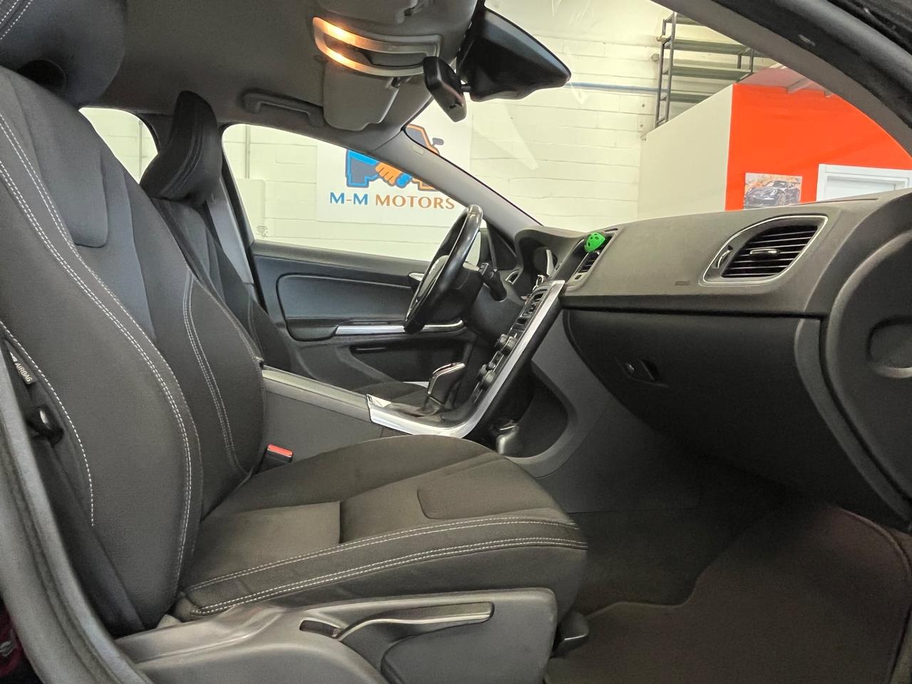 Volvo V60 D2 Geartronic Kinetic