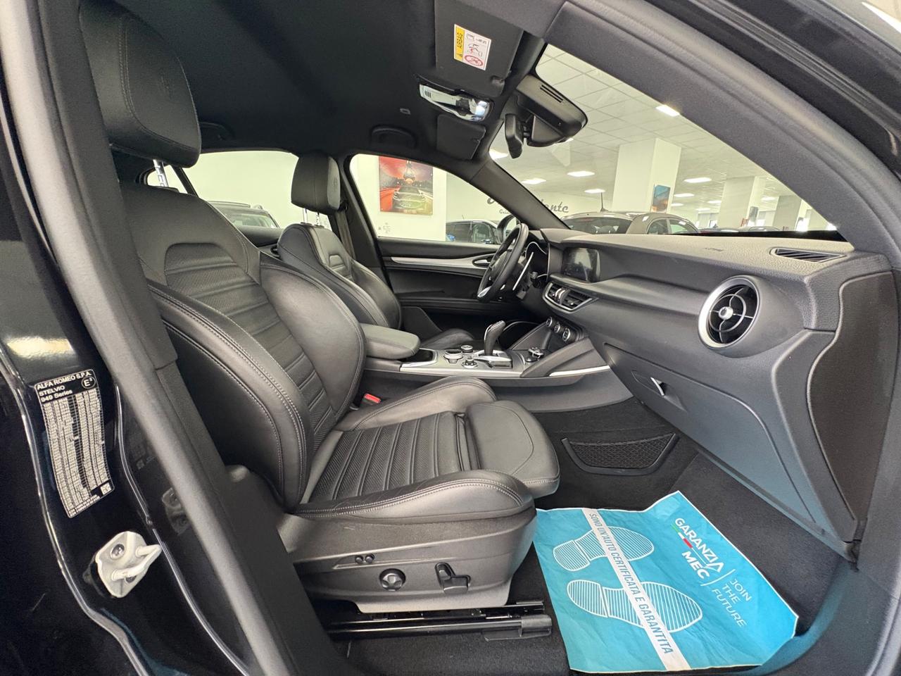 Stelvio Veloce 2.0 280CV 2020 km91000 Total black