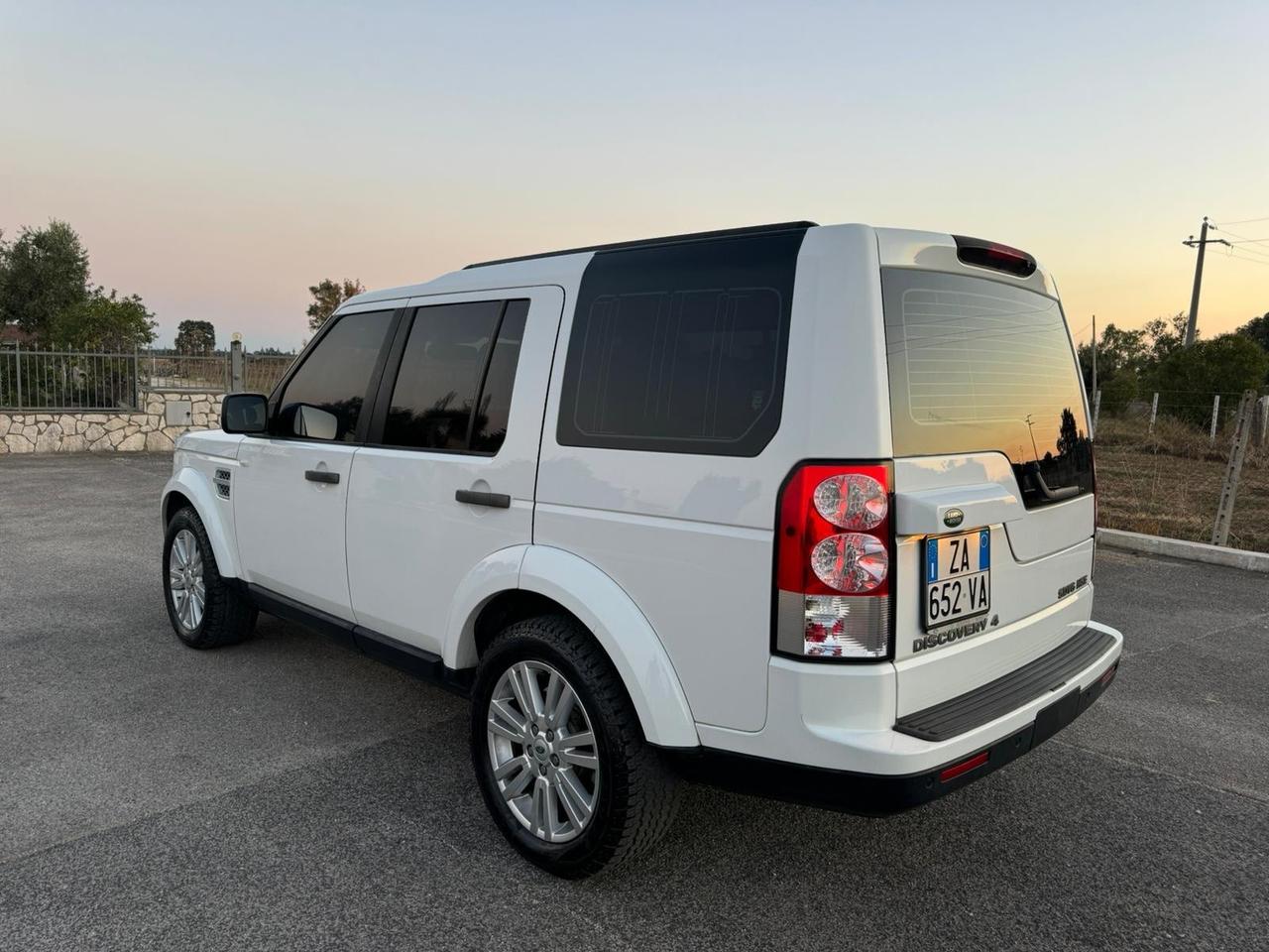 Land Rover Discovery 4 3.0 SDV6 255CV HSE