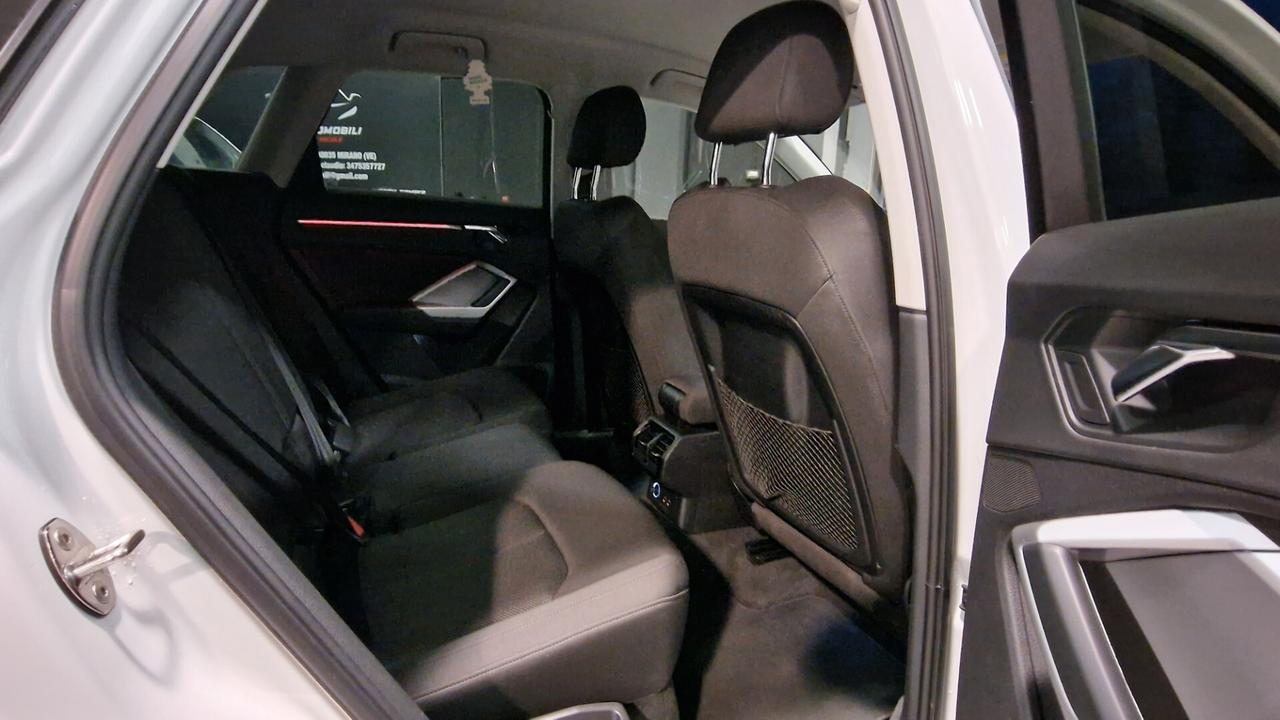 Audi Q3 35 TDI S tronic line edition