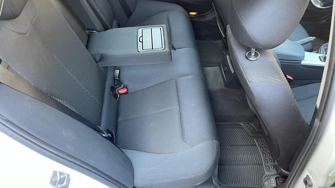 Bmw 118 118d 5p. Business