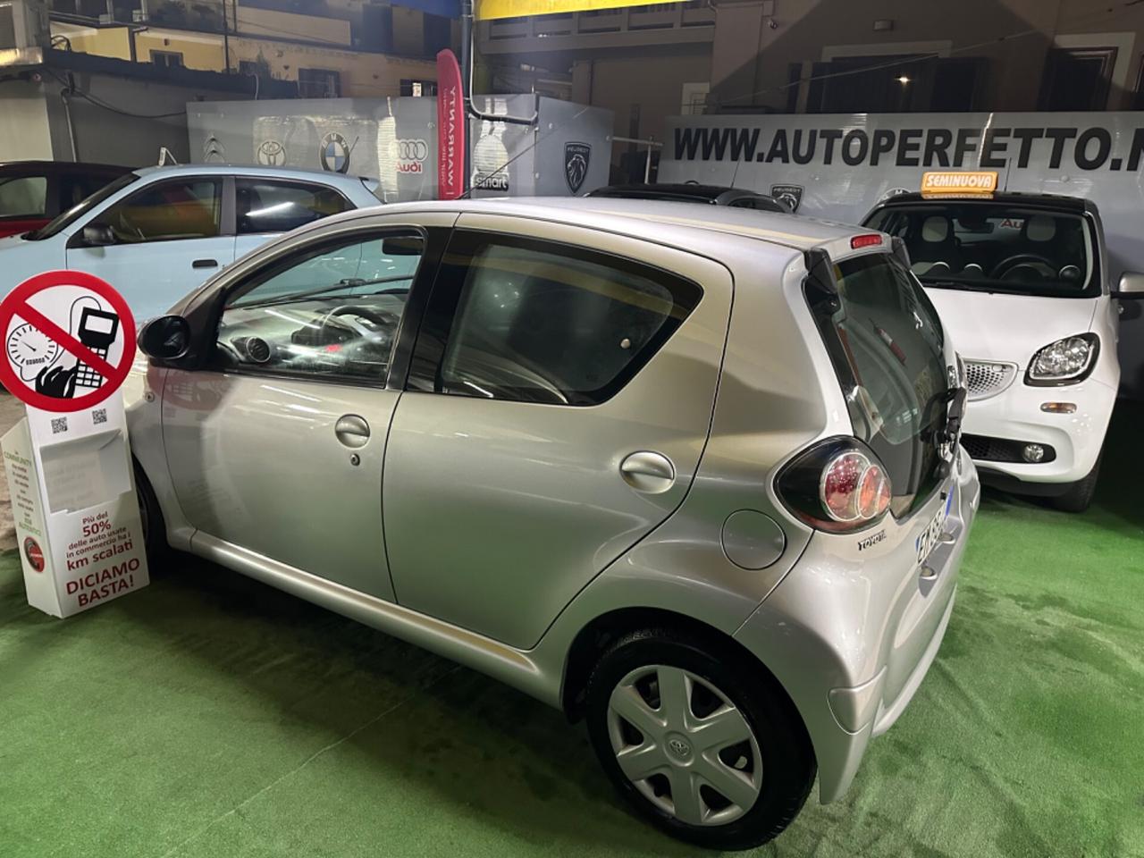 Toyota Aygo 1.0 12V VVT-i 5 porte Active Connect