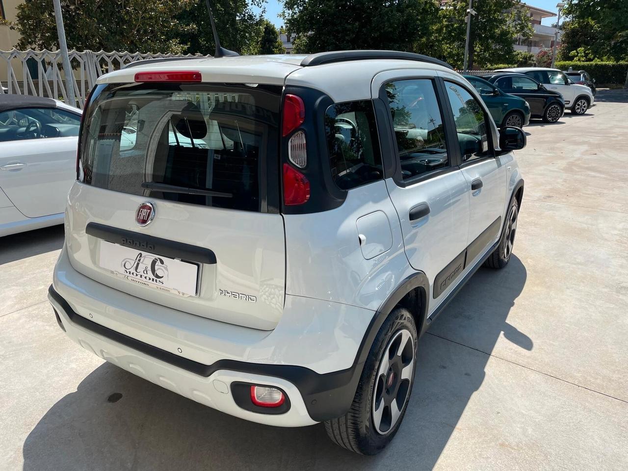 Fiat Panda 1.0 FireFly S&S Hybrid Cross