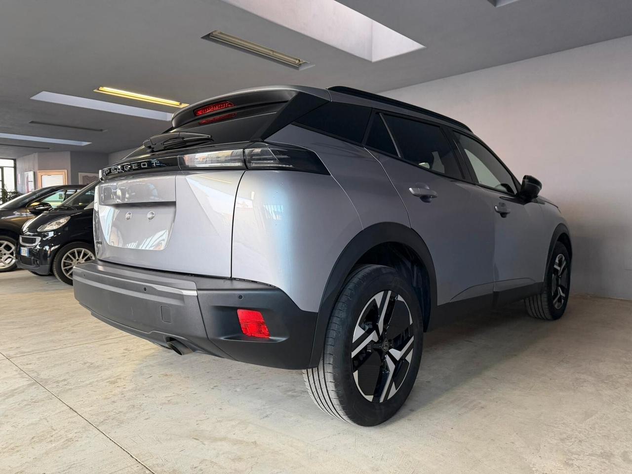 Peugeot 2008 1.2cc 100cv ALLURE - PREZZO REALE!