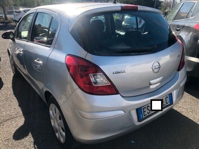 Opel Corsa 1.3 CDTI 75CV 5 porte - 2013