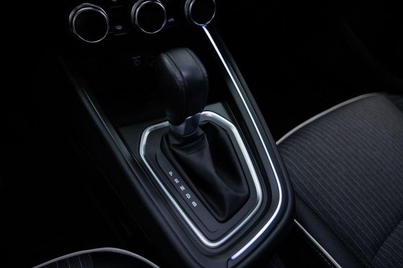 Renault Clio 1.6 E-Tech hybrid Intens 140cv auto my21